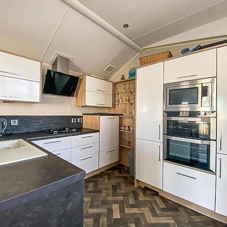 Luxury Caravan At Seaview Holiday Park In Kent Ref 47034Pb وايتستابل المظهر الخارجي الصورة